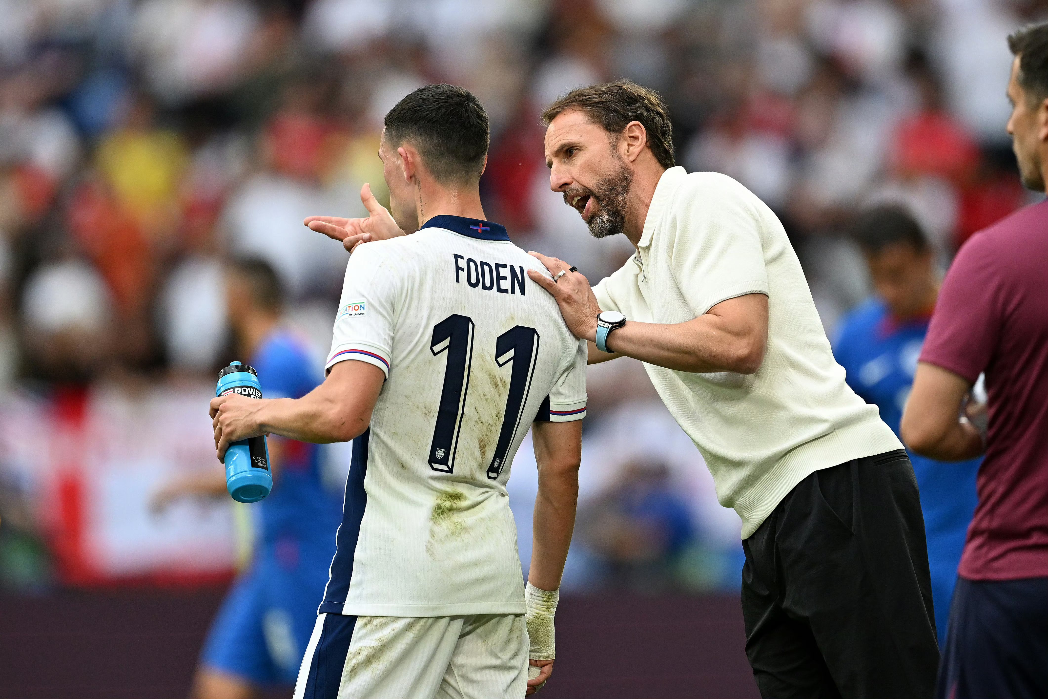 包含葡萄牙力克捷克，成功晋级欧洲杯半决赛的词条