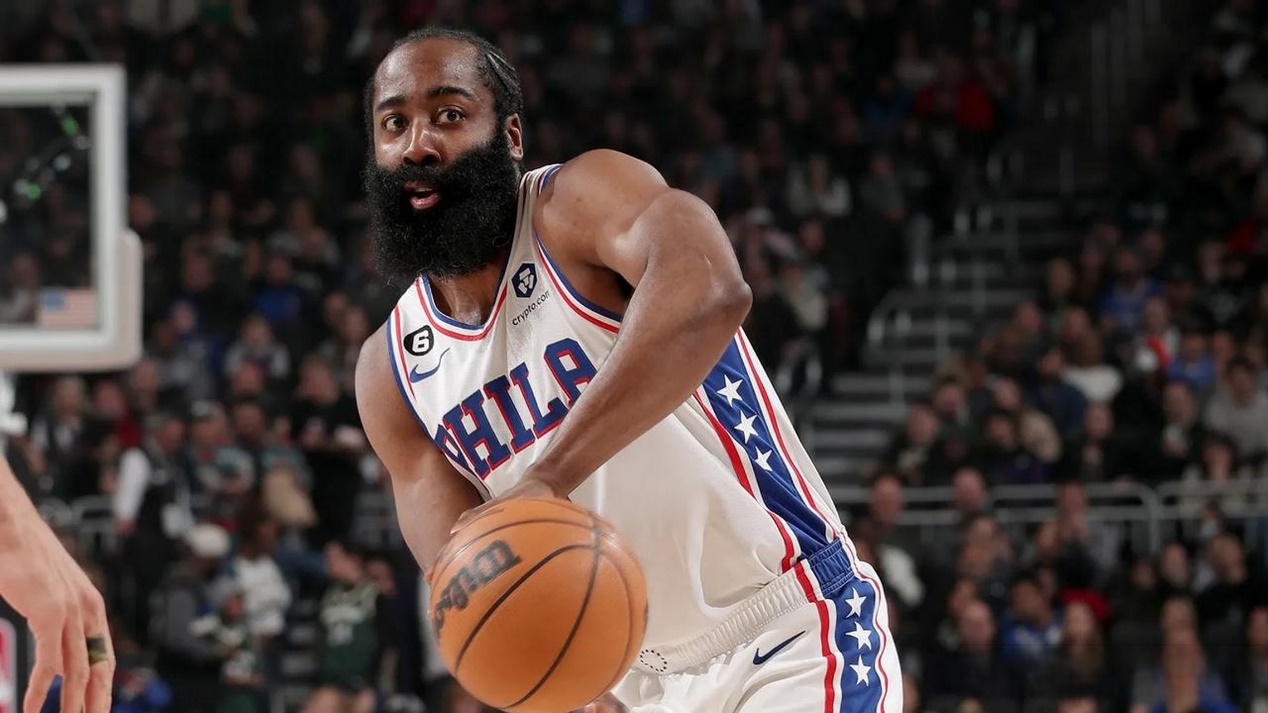 哈登迎来十二赛季高光表现，独行侠球迷沸腾！