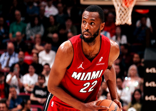 热火队防守崩盘，惨遭对手狂轰猛炸，网上公司关于.