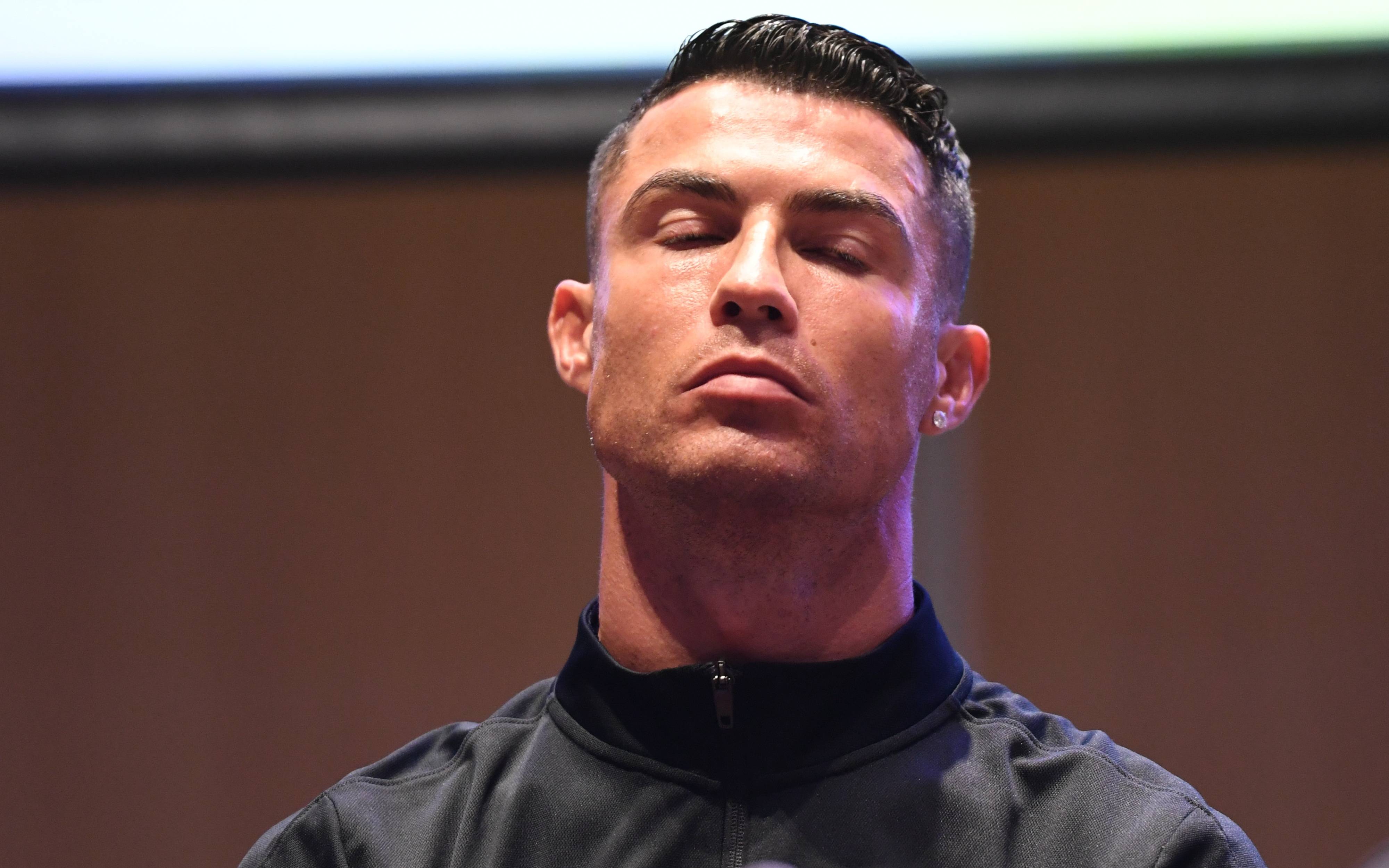 C罗在澳大利亚队比赛中大比分获胜，反败为胜引发热议！的简单介绍